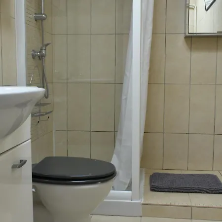 펜션 Maison 4 Pers. Decoree Avec Piscine & Wifi - Fr-1-535-14 *